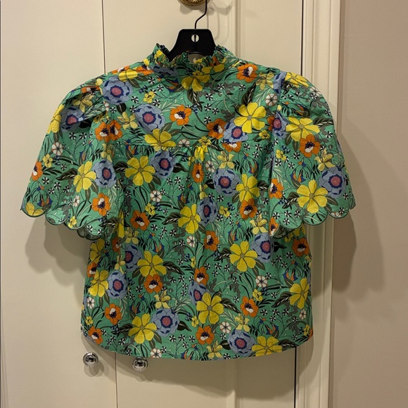 Avara Top - Picture 2 of 9